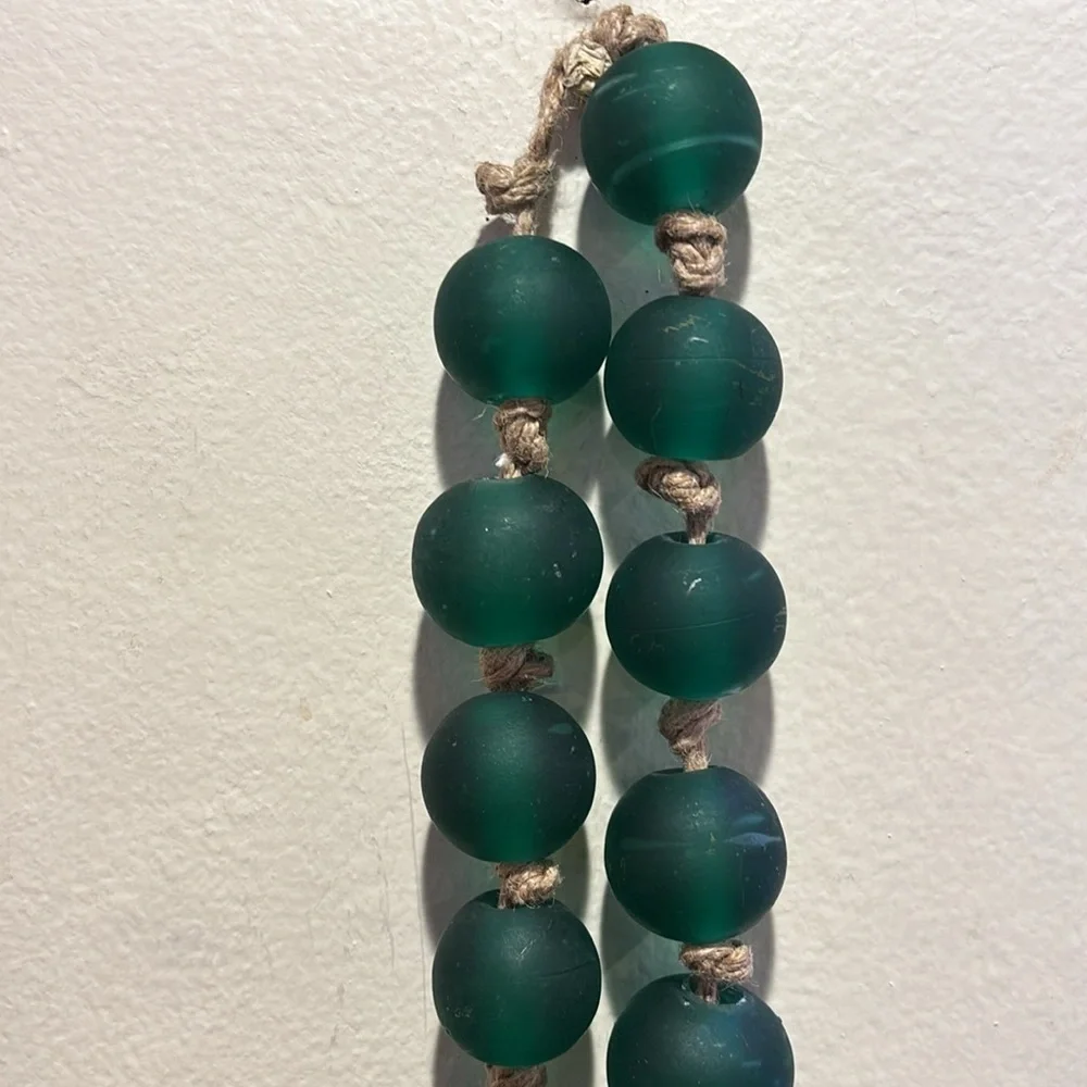 GlassGreen Beaded Decorative Garland